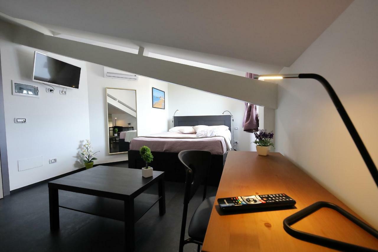 Sunrise B&B Sicilia 阿沃拉 外观 照片